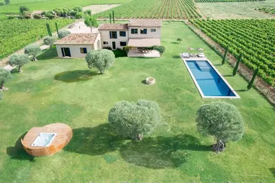 Image de ★Propriété Vue 360° Piscine & Spa ★ Bersy Luxury Properties® ★ Vue unique Mont Ventoux ★