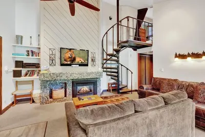 Image de Cozy 2br Keystone Condo w\/ Pool Access!