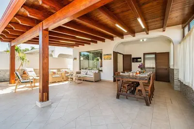 Image de Villa DellOmbra: Heated Pool & Outdoor Kitchen