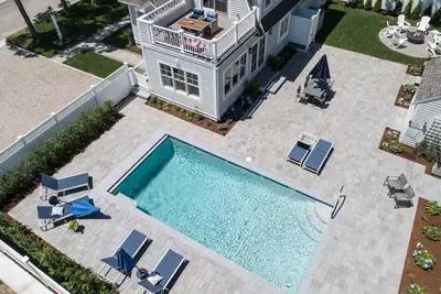 Image de Popponesset, Exclusive, 3-Bdrm, 4-Bths, Sleeps 6, pool, hot tub, firepit, & A/C