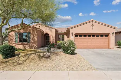 Image de Fully Furnished Home at The Grand (formerly Sun City Grand) in Surprise!