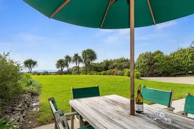 Image de Sea View Cottage – Ruakaka Holiday Cottage