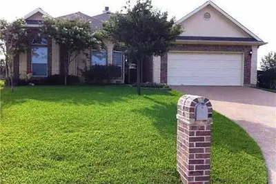 Image de No Fees~Huge Yard~Family~Pets~Patio