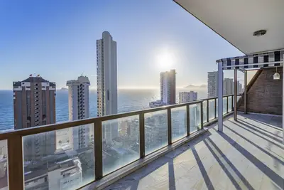 Image de Penthouse with large terrace