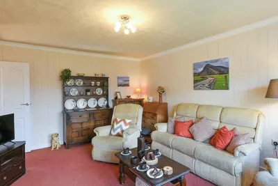 Image de 3 chambres à coucher à Tywn