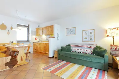 Image de Joli appartement pour 4 personnes avec Tv et balcon