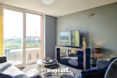 Stylish 1-Bed Apartment with Parking