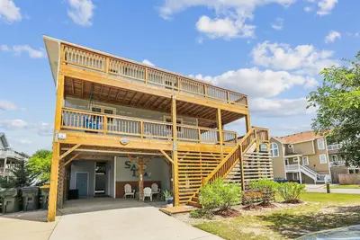 Image de Private Pool, Hot Tub! Entertainment Area! Tiki Bar