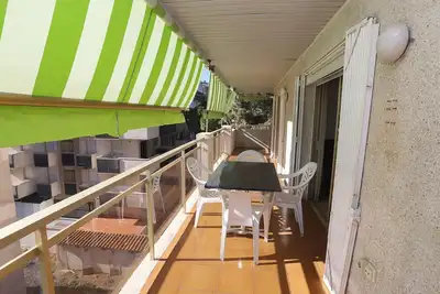 Image de Appartement à Salou : 2 chambres, piscine, Wi-Fi, terrasse privée, proche vie nocturne