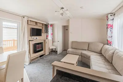 Image de 3 chambres à coucher à Dawlish