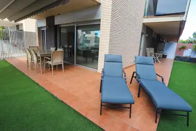 Image de Appartement familial à Salou avec terrasse, piscine et à proximité de Port Aventura