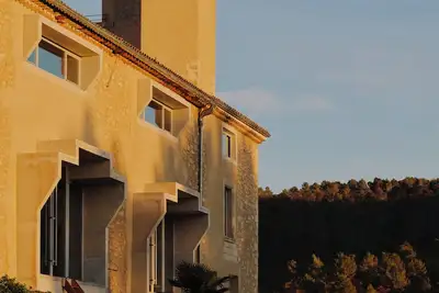 Image de Studio design avec terrasse au coeur du Luberon