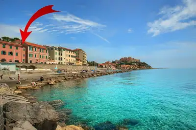 Image de House 2 steps from the sea with private patio