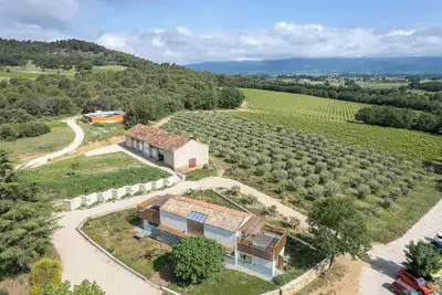 Image de Maison contemporaine unique au coeur du luberon