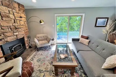 Image de Hades' Corner (Purgatory Townhome #136)