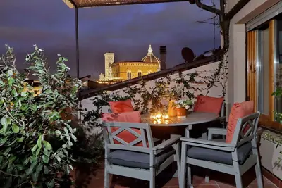 Image de Spectacular Views From A Wonderful Penthouse Florence Apartment