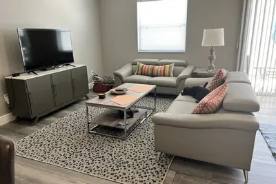 Image de Patio Villa, 5 min to Lake Sumter Landing with Golf Car. Village of Ashland