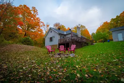 Image de Memories by Baptiste-This Is Not A Waterfront Property