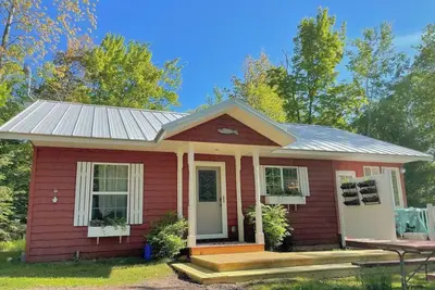 Image de Corny Cottage | Escape to the Lake