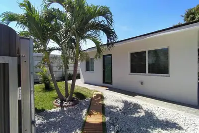 Image de Fully renovated and 5 min away from Miami Airport