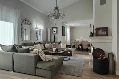 Image de Mougins, charmante villa rénovée dans domaine privé -10mn des golfs et de Cannes