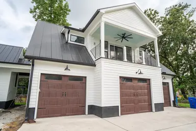 Image de New! Close To Downtown Charleston And Beaches!