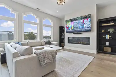 Image de State-of-the-Art, Newly Renovated Cow Hollow Apt