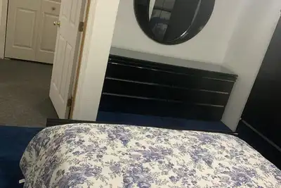 Image de Fun Cozy 2 Bedroom 1 Bath Getaway 30 mins or less to everything