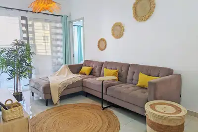 Image de Designer Luxury 3 beds with pool, patio & sundowners