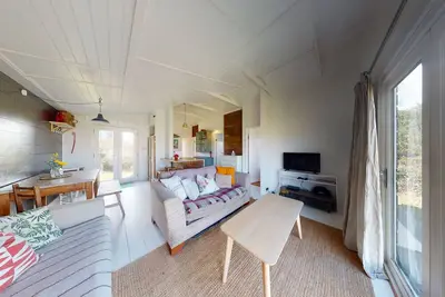Image de A beautifully presented space which envelopes you in calm and comfort the moment you arrive