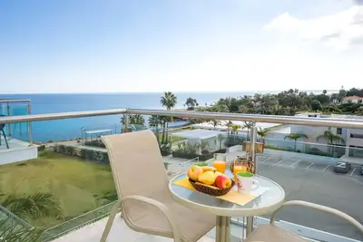 Image de Laila - Coralli BeachFront, Sea View Apartment