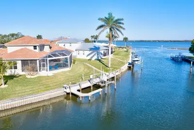 Image de Boating/Fishing Paradise at Bayfront Dock! Pool!