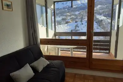 Image de 3ème étage, balcon, télévision, 18m², Sauze - Super Sauze
