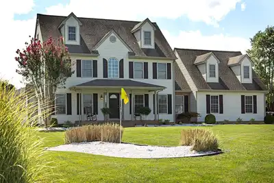 Image de Spacious 5 bedroom w game room, theatre, and sauna