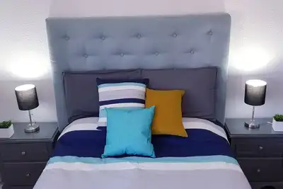 Image de \"D\" Downtown Private Apartment - ALEGRÍA Housing -