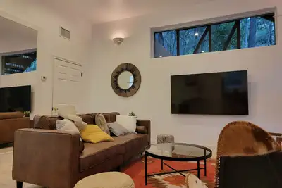 Image de 2 bedroom home steps from Barton Springs/Zilker Park