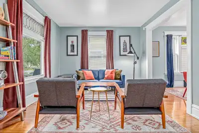 Image de The Lake Harriet House