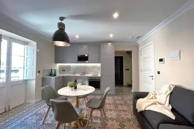 Image de Spacious 2br 2ba Duplex Apartment