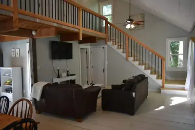 Image de Year Round Cabin in Litchfield