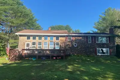 Image de Taylor Pond Lake House with Private beach
