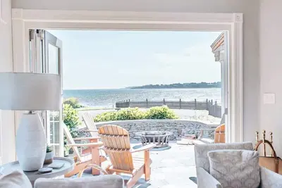 Beach Haven by Stay Newport