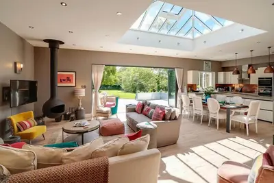 Image de Trevanion, pet friendly, with open fire in Rock