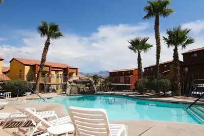 Image de Desert Valley Hide Out by J and Amy Bl991341