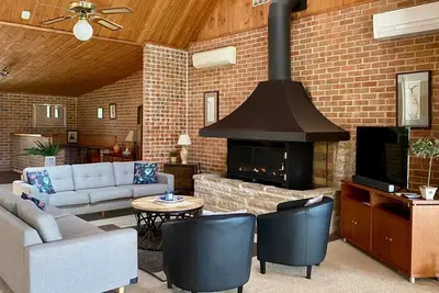 Bluebush Estate - The Lodge