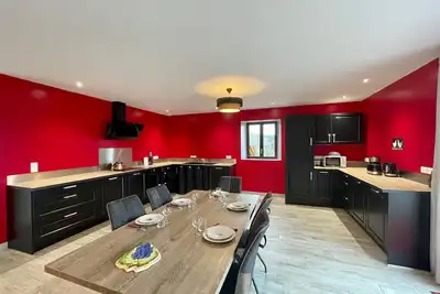 Image de Gîte rénové avec Spa couvert, nature et calme