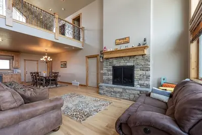 Image de Teton View Retreat ⁓ Game Room ⁓Firepit ⁓Hot Tub