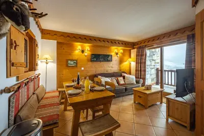 Image de Appartement confortable entre pistes et commerces avec Wifi et terrasse