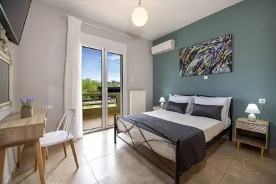 Image de Valia's House-Spacious 3bd near 🏖️-2' by car