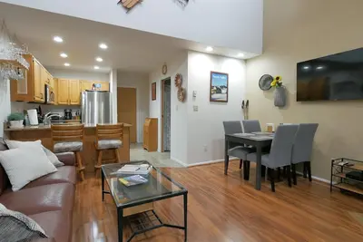 Image de Babbling Brook Condo- No Stairs to main level | 2 Bed, 2 Bath