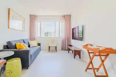 Image de Br03 2 Bedroom Apt 200m from Porto Barra Beach